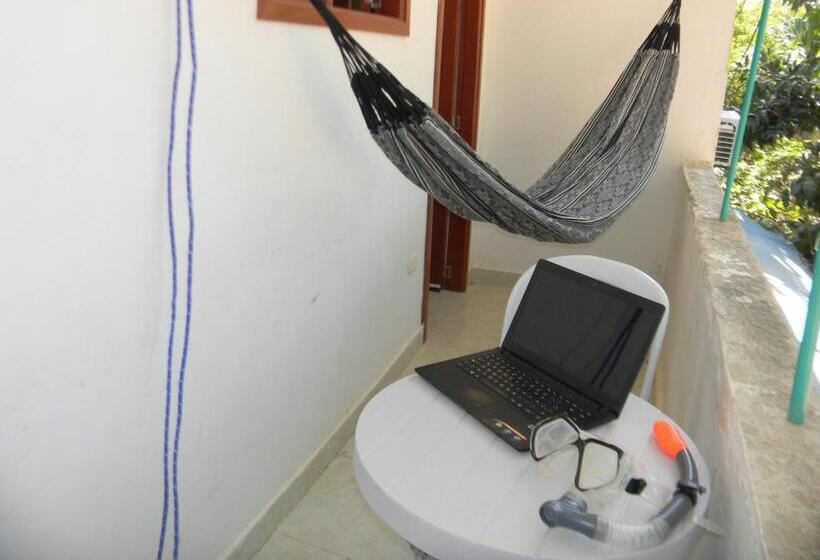 ペンション Hostalnativo