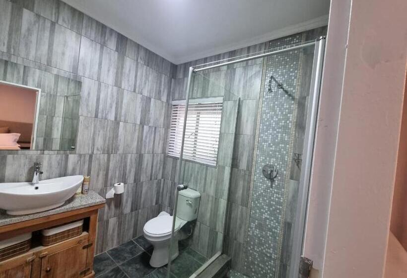 פנסיון The Retreat Guesthouse