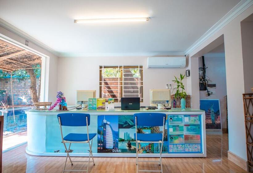 پانسیون Tropical Villa Siem Reap