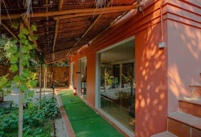 پانسیون Tropical Villa Siem Reap
