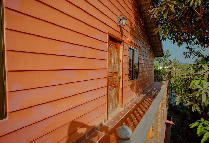 پانسیون Tropical Villa Siem Reap