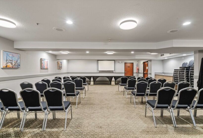 Best Western Lake Oswego Hotel & Suites