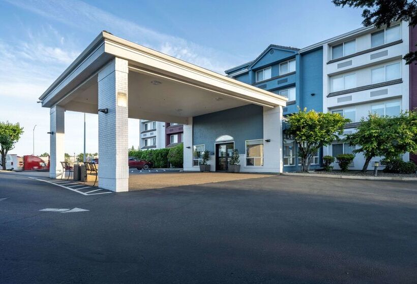 Best Western Lake Oswego Hotel & Suites