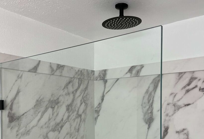 Отель Americas Best Value Inn Polson