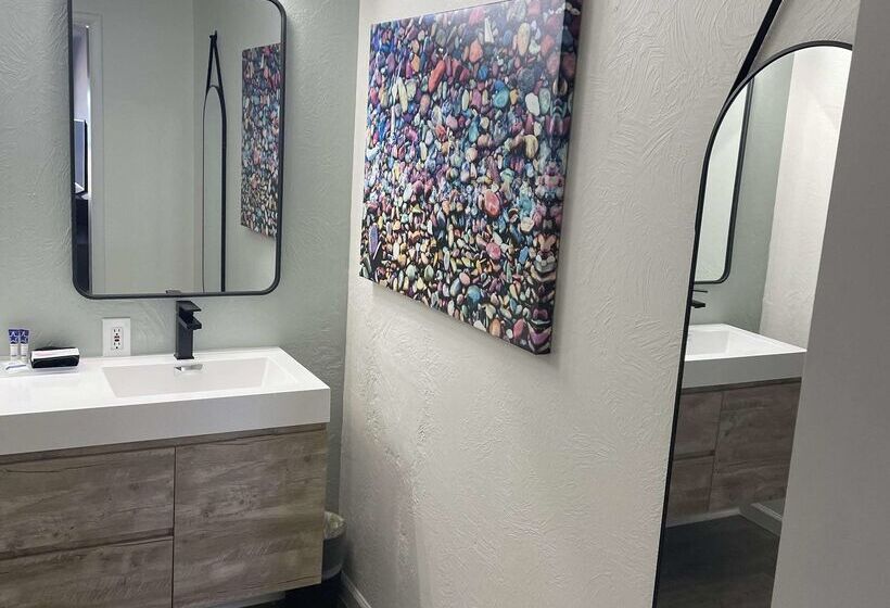 Отель Americas Best Value Inn Polson