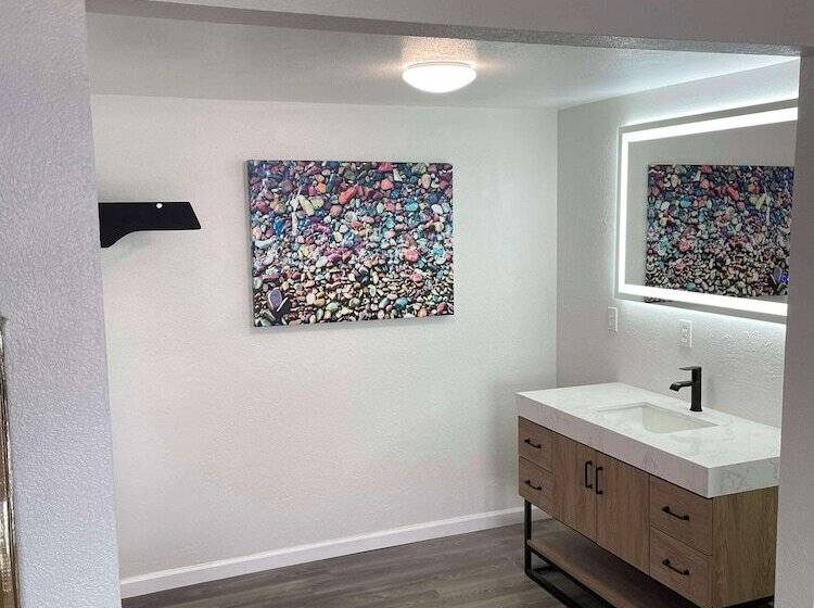 Отель Americas Best Value Inn Polson