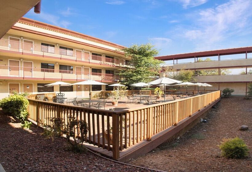 Best Western Plus Orchid Hotel & Suites