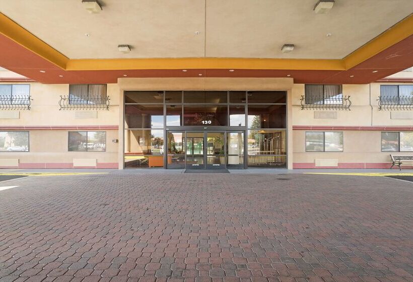 Best Western Plus Orchid Hotel & Suites