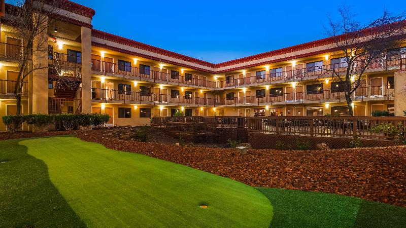 Best Western Plus Orchid Hotel & Suites