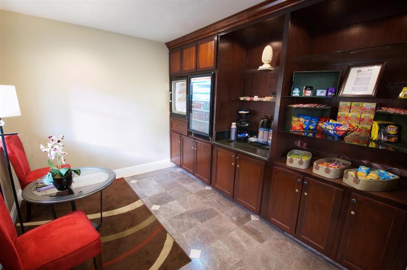 Best Western Plus Orchid Hotel & Suites