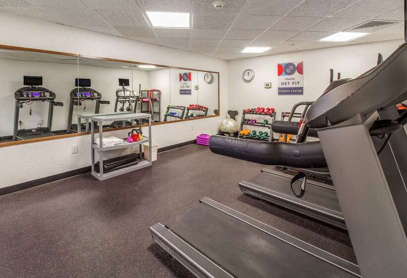 בית מלון כפרי Sonesta Essential Rapid City