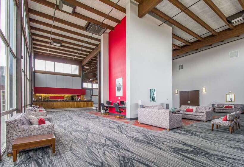 בית מלון כפרי Sonesta Essential Rapid City