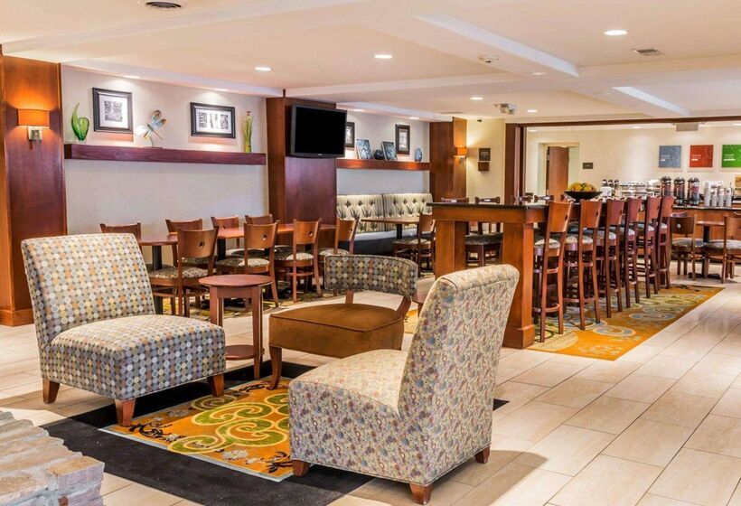 ホテル Spark By Hilton Plymouth