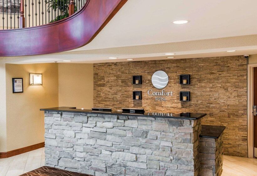 ホテル Spark By Hilton Plymouth