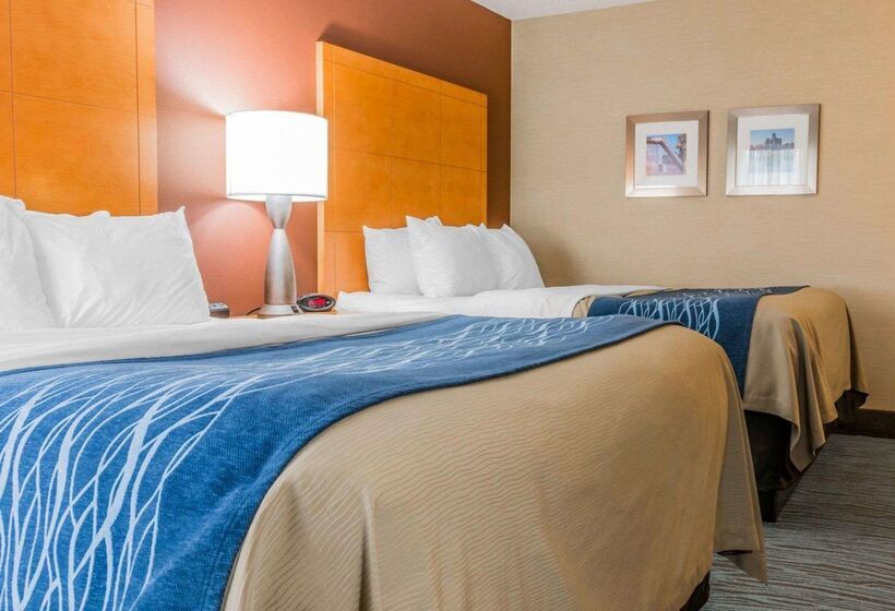 فندق Spark By Hilton Plymouth