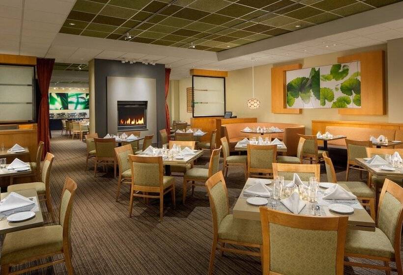 Отель Crowne Plaza San Francisco Airport, An Ihg