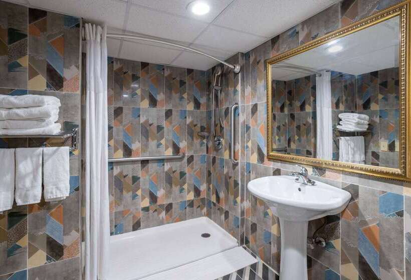 Days Hotel By Wyndham North Bergen