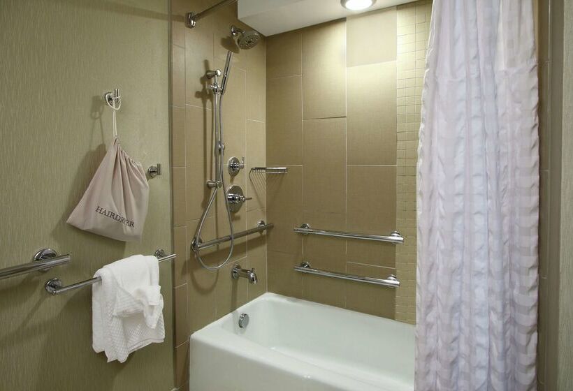 Doubletree By Hilton Hotel Newark Ohio