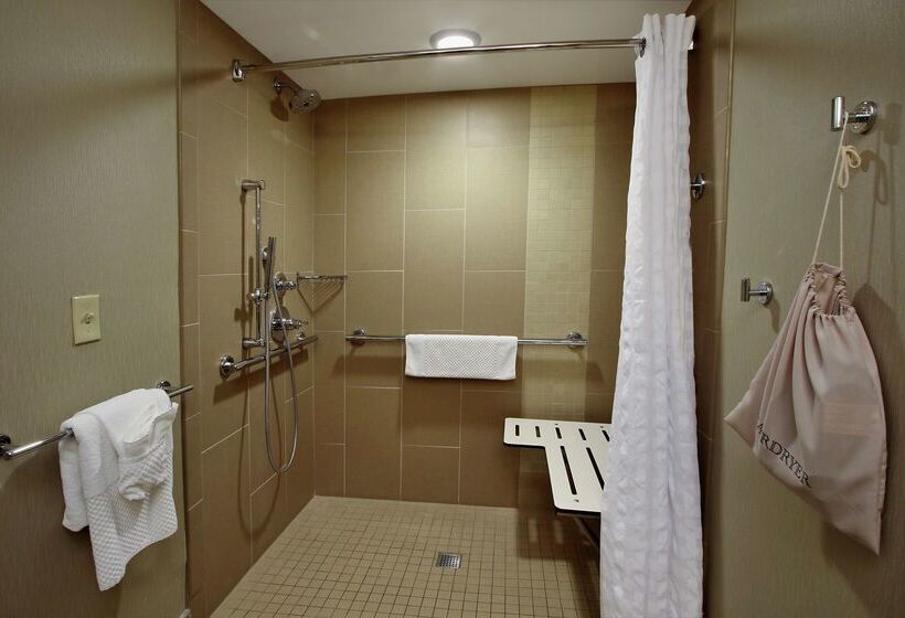 Doubletree By Hilton Hotel Newark Ohio