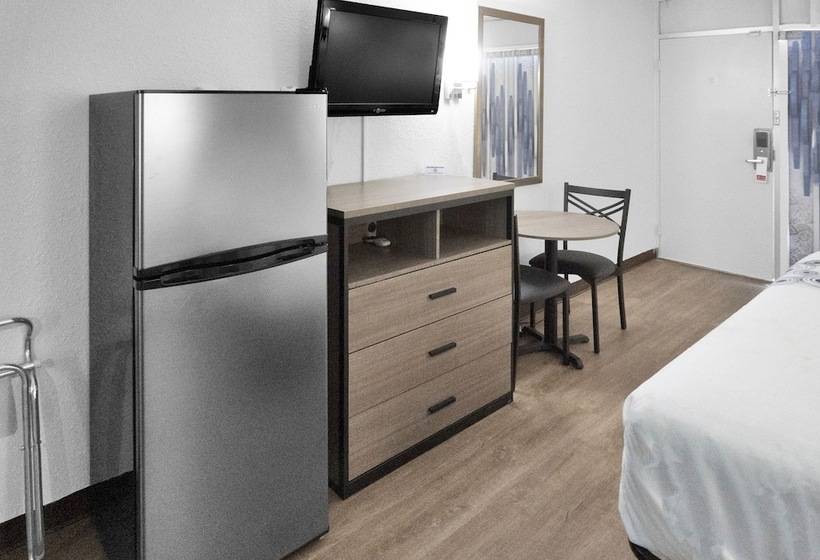 فندق Econo Lodge Carlsbad Caverns Area