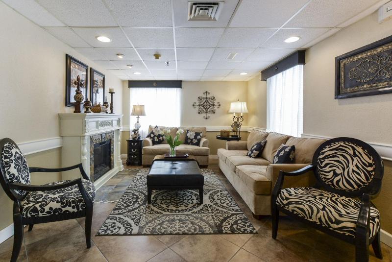 호텔 Grand View Inn & Suites