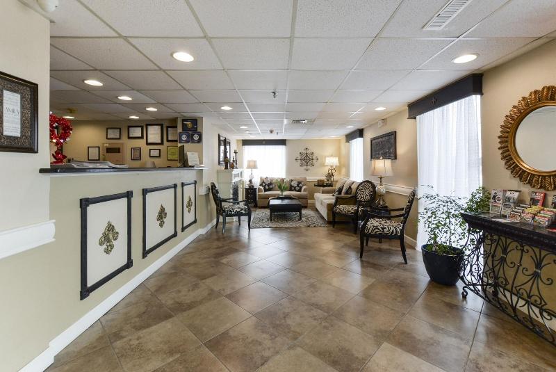 호텔 Grand View Inn & Suites