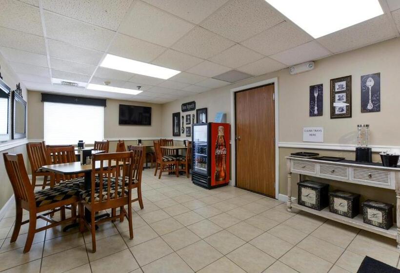 호텔 Grand View Inn & Suites