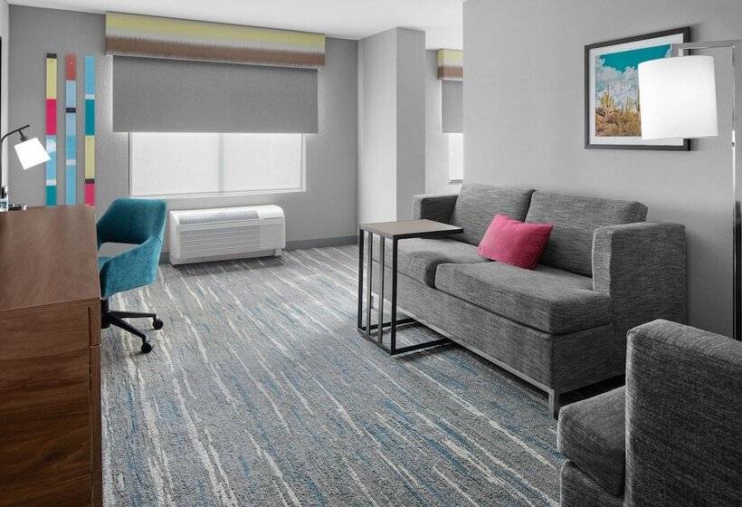 هتل Hampton Inn Phoenix Biltmore
