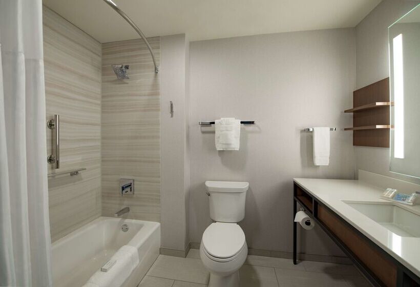 فندق Hilton Garden Inn Wausau