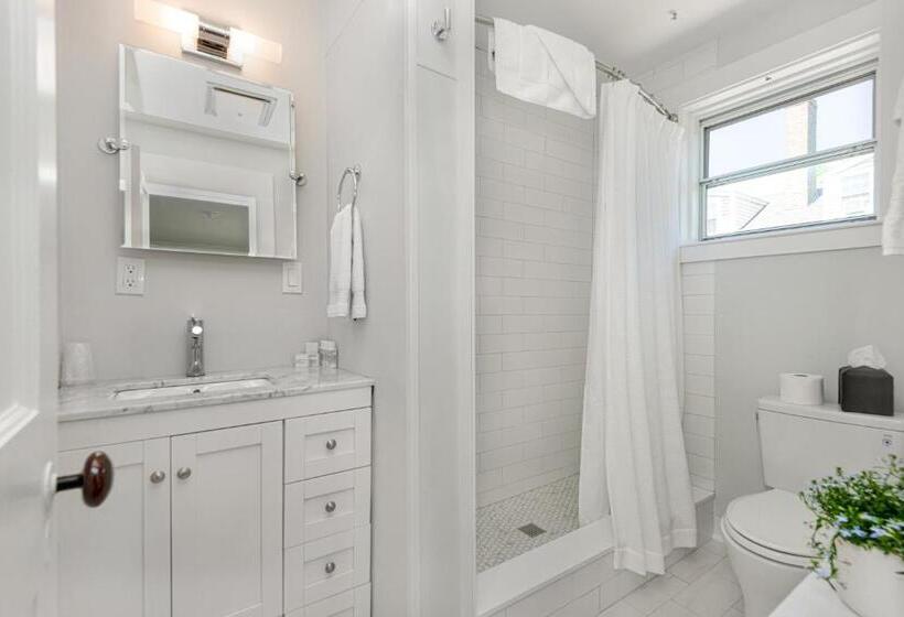 ホテル Nantucket Periwinkle