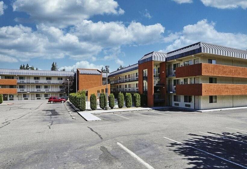 فندق Olympic Inn & Suites Port Angeles