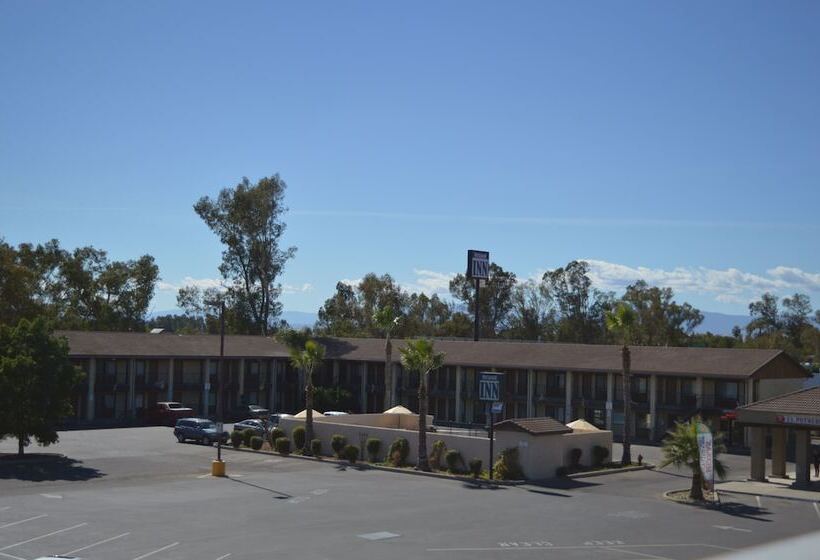 בית מלון כפרי Orland Inn