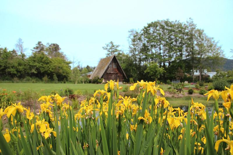 فندق Outlook Inn