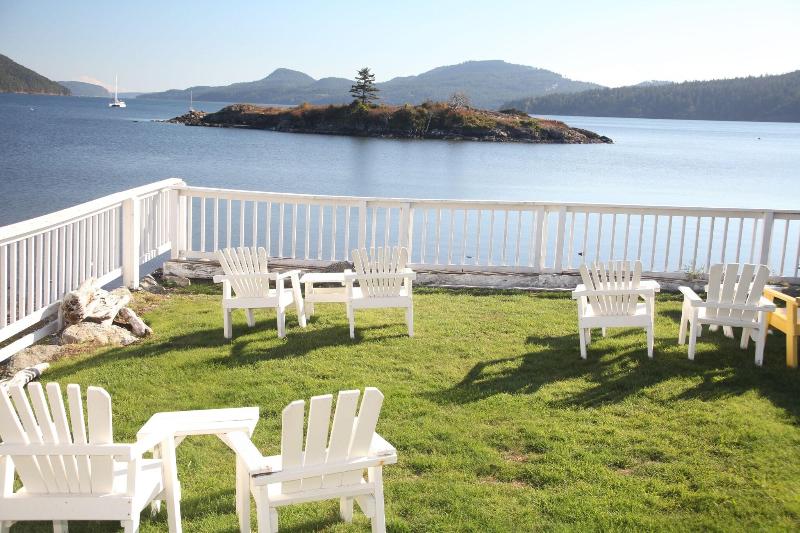 فندق Outlook Inn