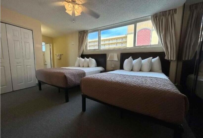 فندق Outrigger Beach Club Resort