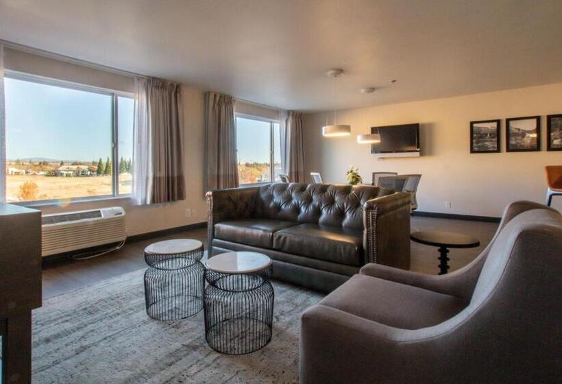 فندق Oxford Suites Chico