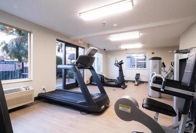 فندق Oxford Suites Chico