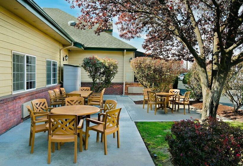 فندق Oxford Suites Hermiston