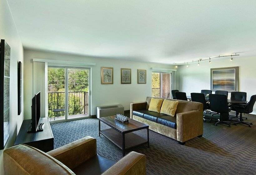 فندق Oxford Suites Yakima