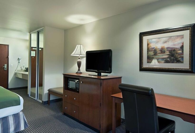 فندق Oxford Suites Yakima