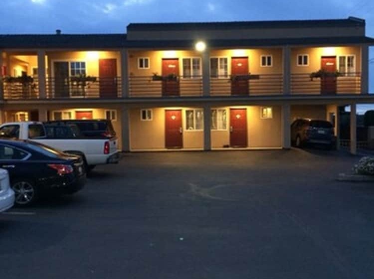 ホテル Pacific Best Inn