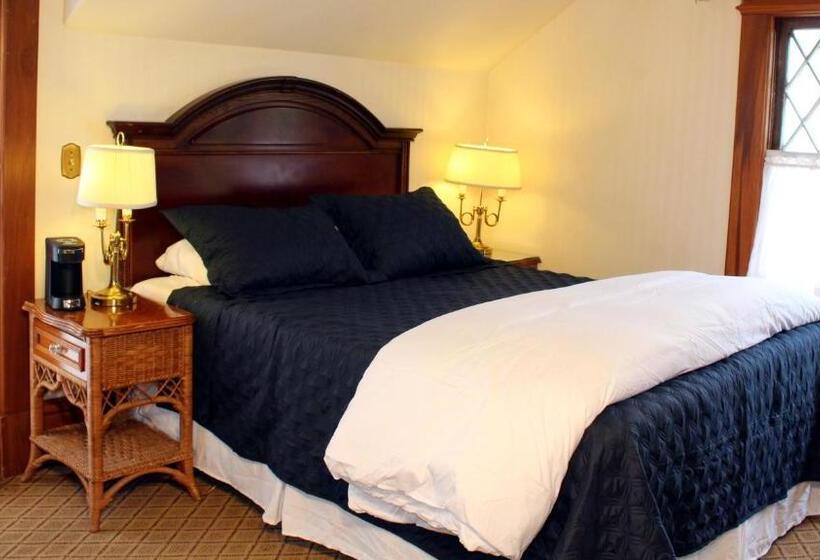 فندق Pacific Grove Inn