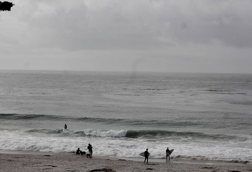 فندق Pacific Grove Inn