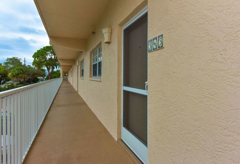 فندق Palm Bay Club