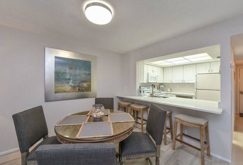 فندق Palm Bay Club