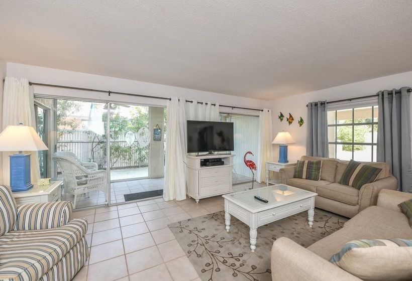 فندق Palm Bay Club