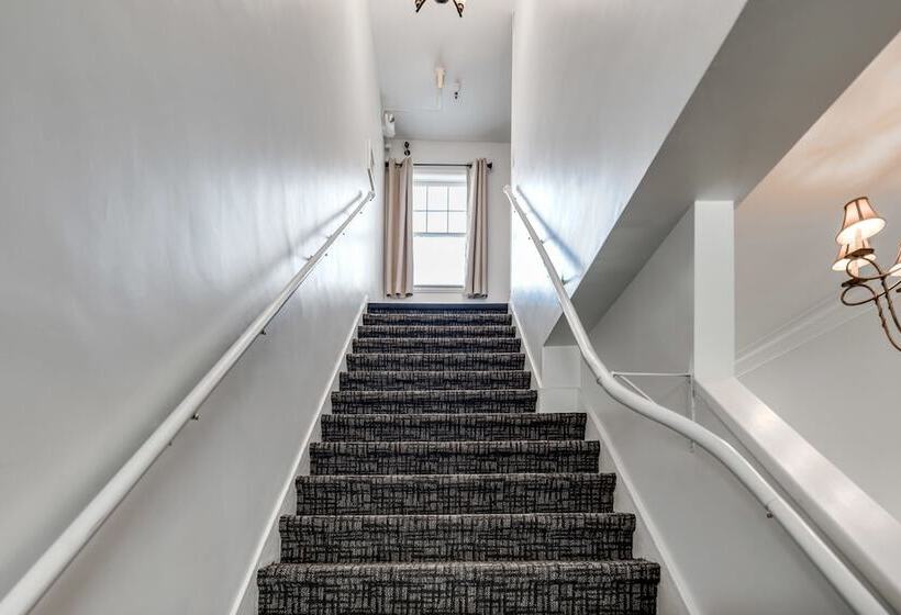 فندق Palm Beach Historic Inn