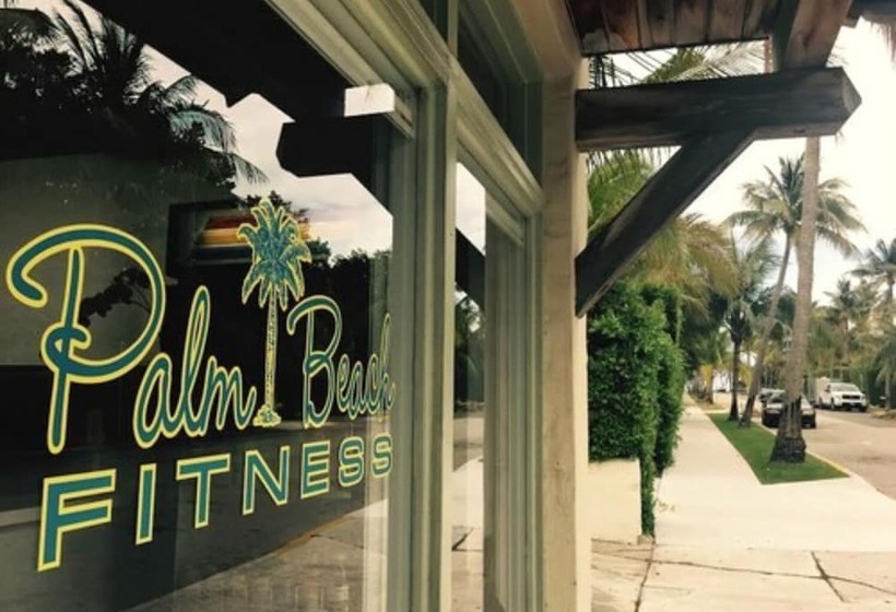 فندق Palm Beach Historic Inn