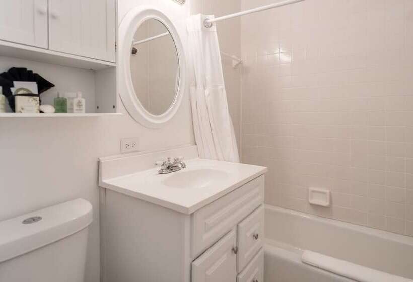 فندق Palm Beach Historic Inn