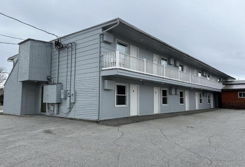 Отель Pamola Motor Lodge